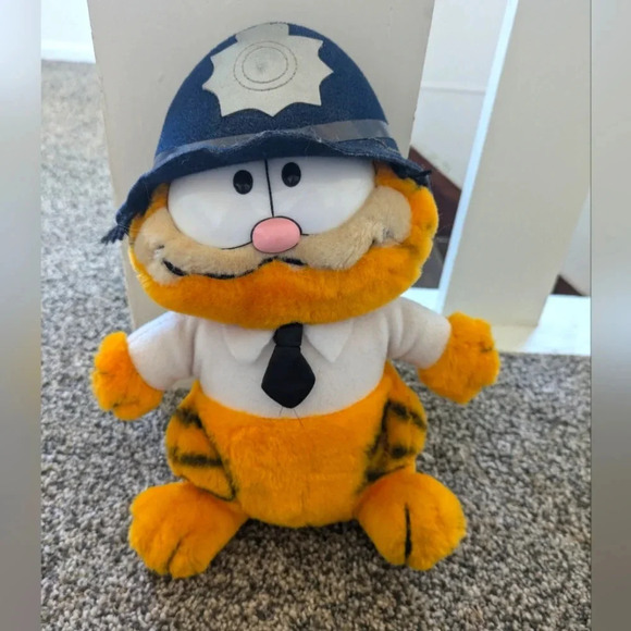 Garfield British Police Officer Bobby Stuffed Animal Plush 1981 80's Vintage 10" - Picture 7 of 7
